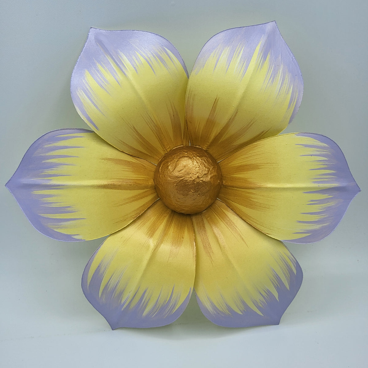 11" Extra Small 6 petal pointed Calliope House Float Carnival Flower