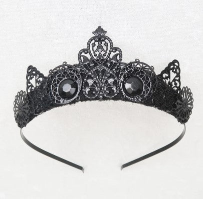 Arya Tiara