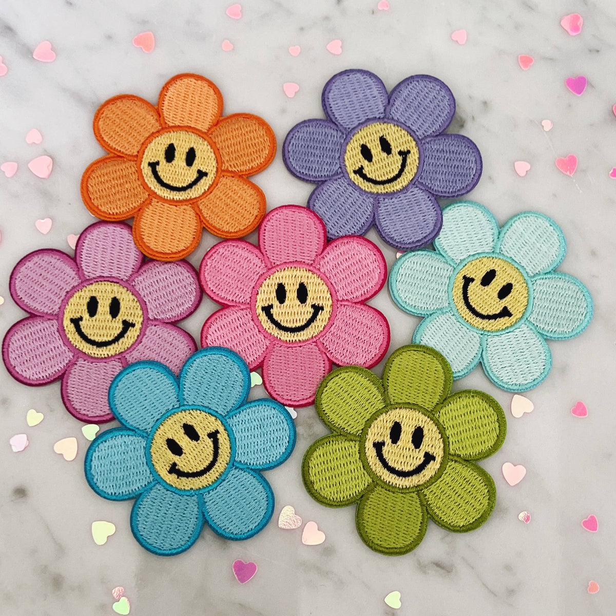 Lilac Smiley Daisy Patch