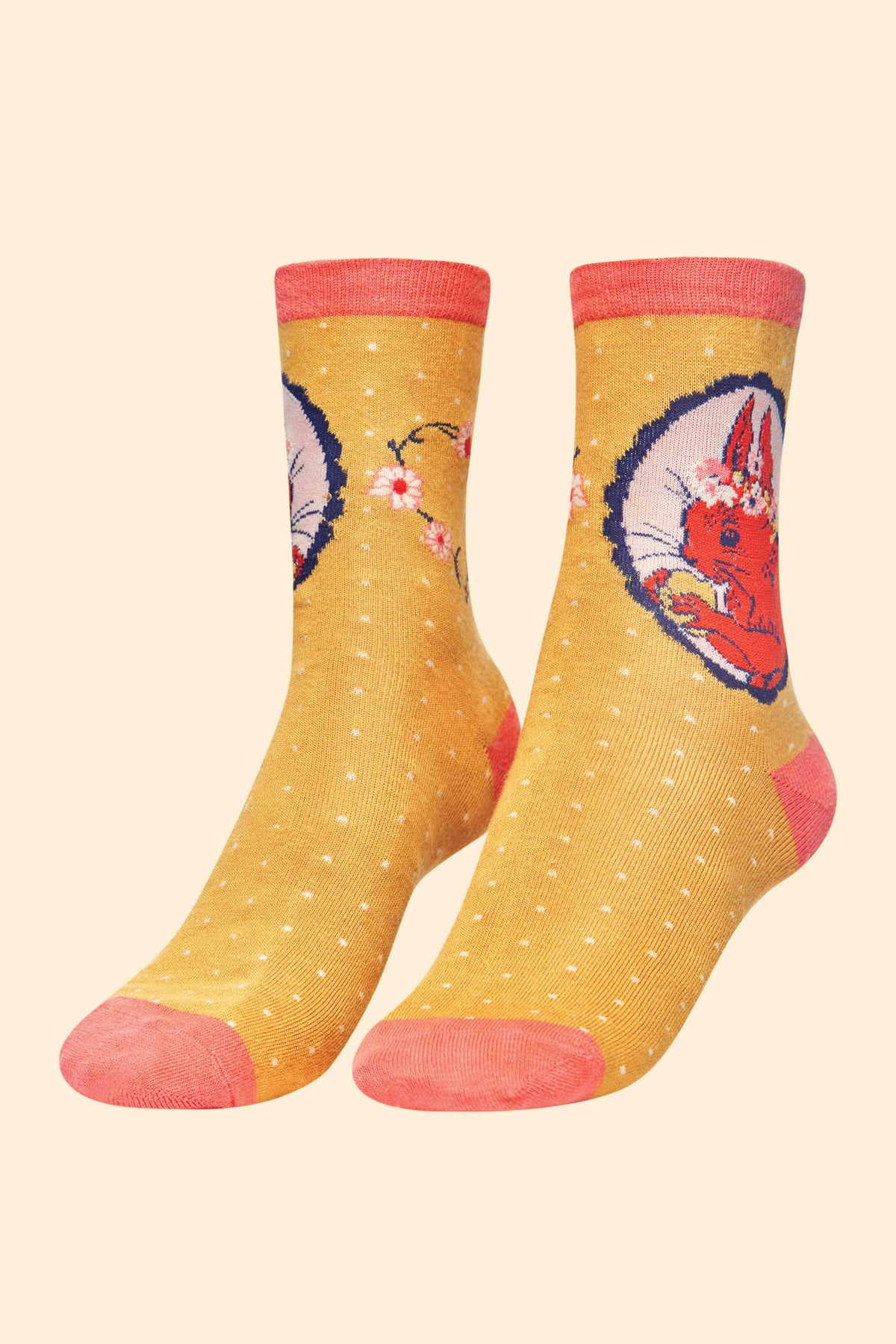 Squirrel Cameo Ankle Socks