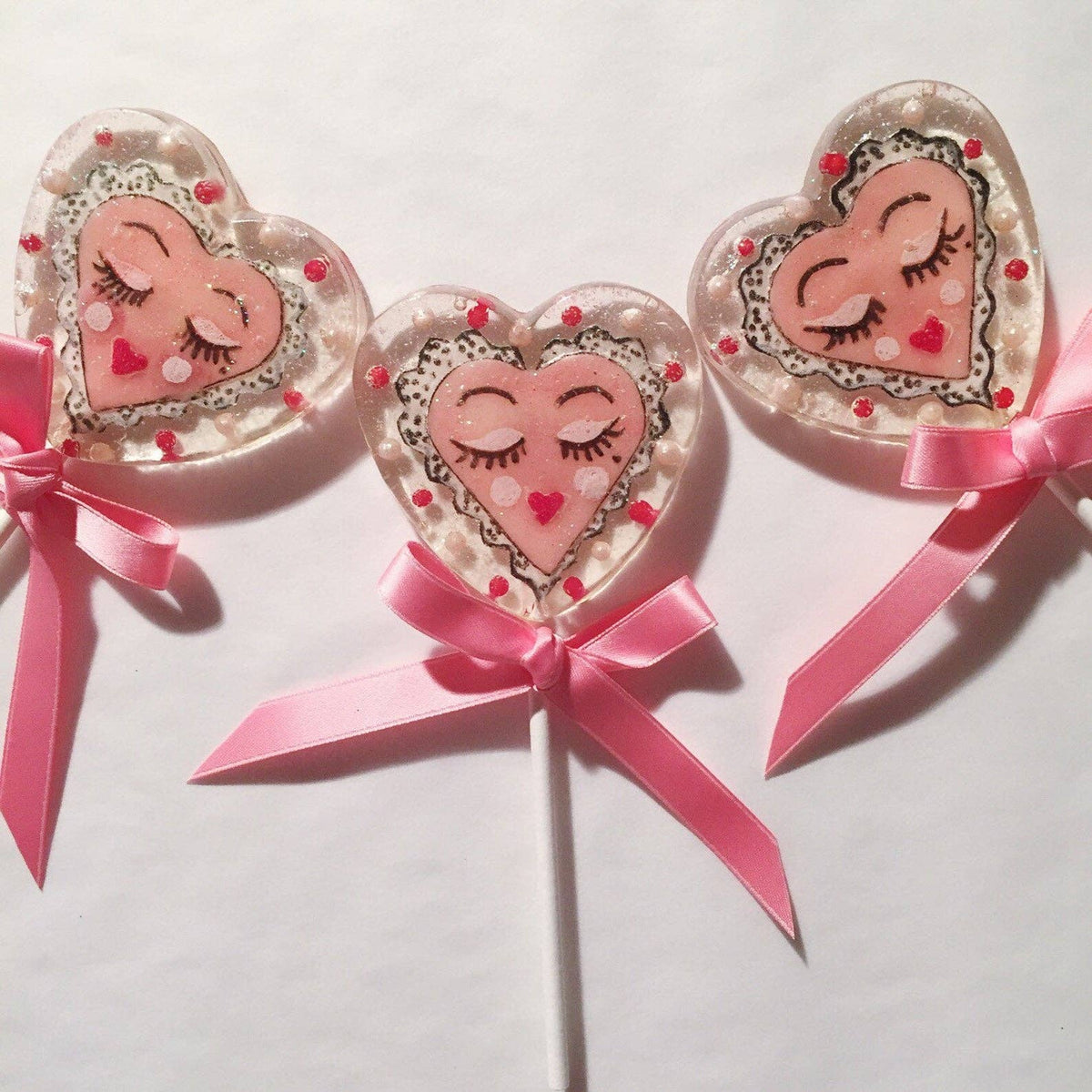 Fondant Sassy Heart Lollipops
