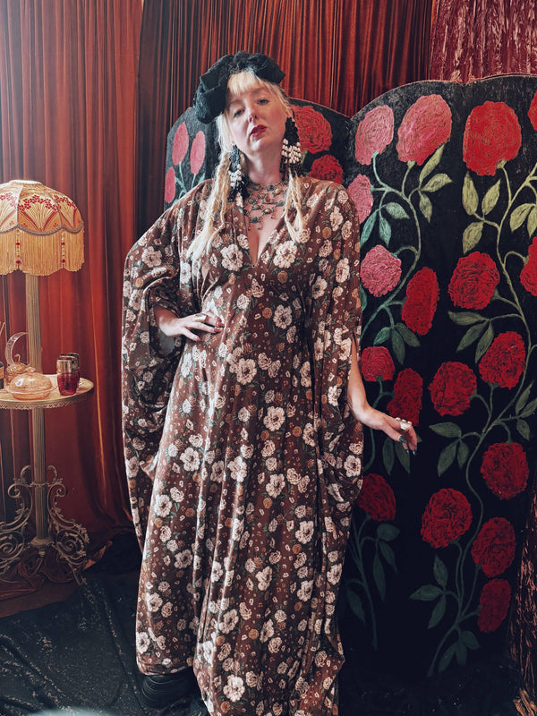 Harvest Meadow Opulent Velvet V-Neck Kaftan Gown