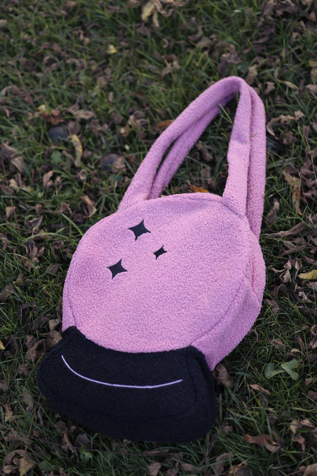 COZY CRYSTAL BALL BAG