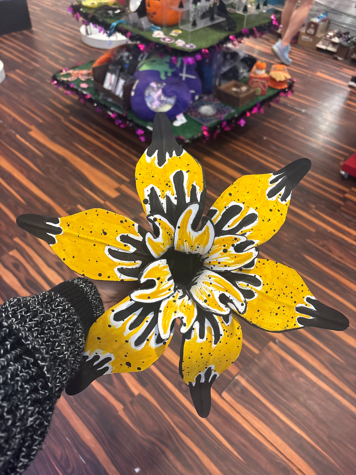 Small Halloween Flower