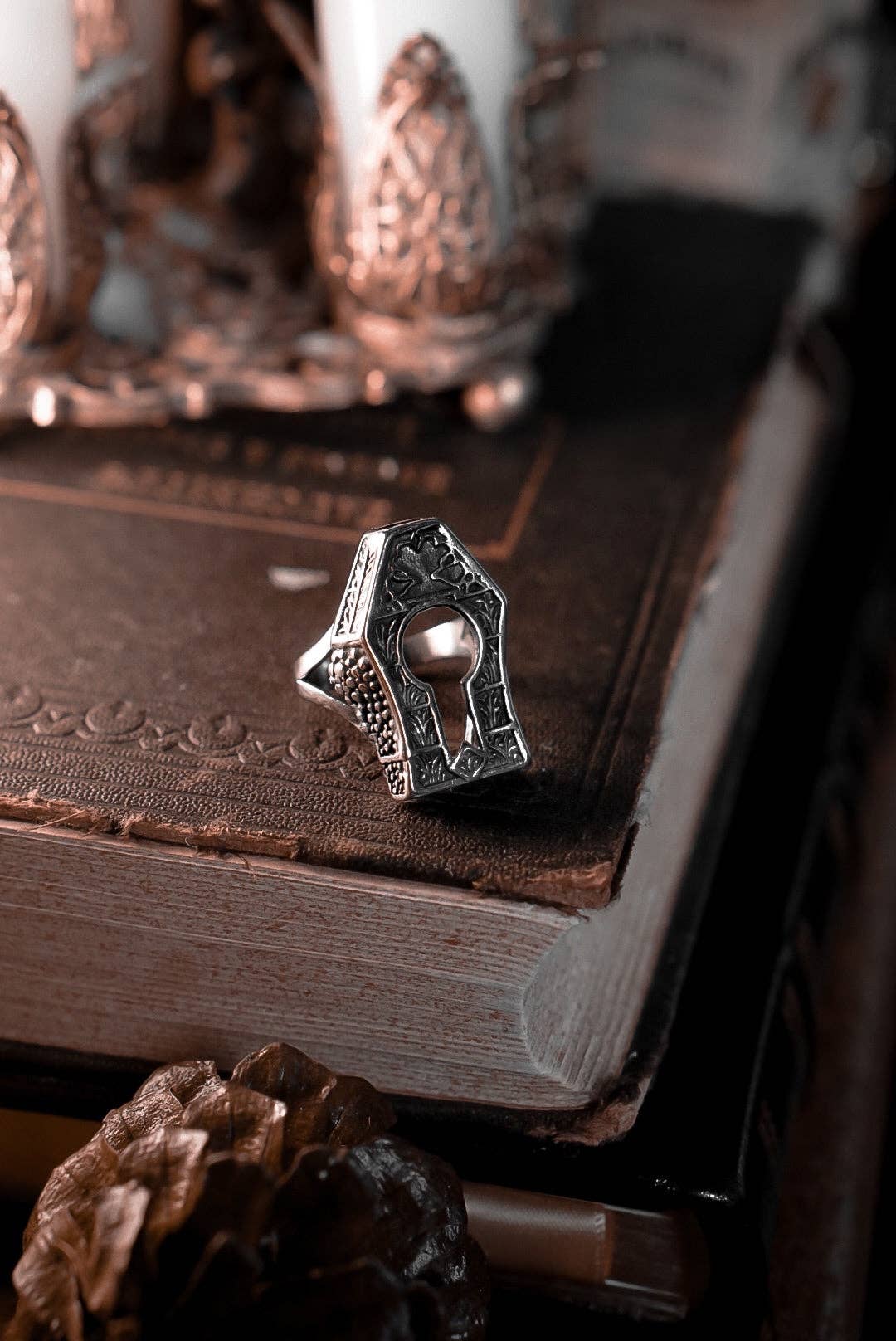 Gravekeeper Ring: 7