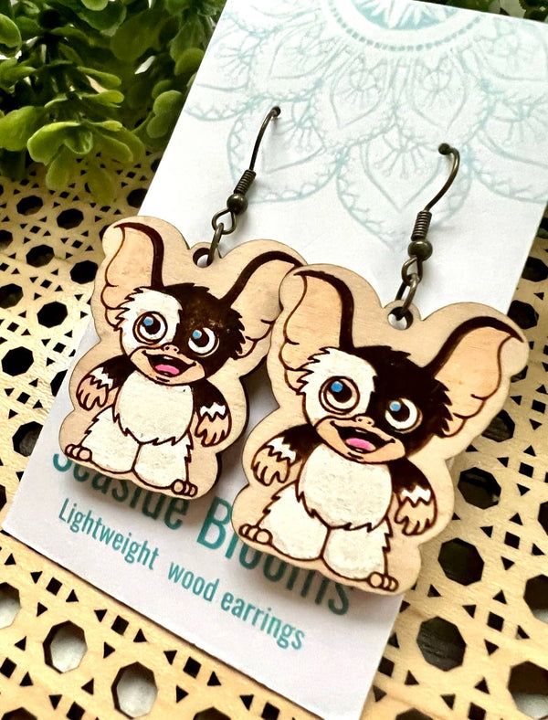 Fun holiday character hand painted maple wood 