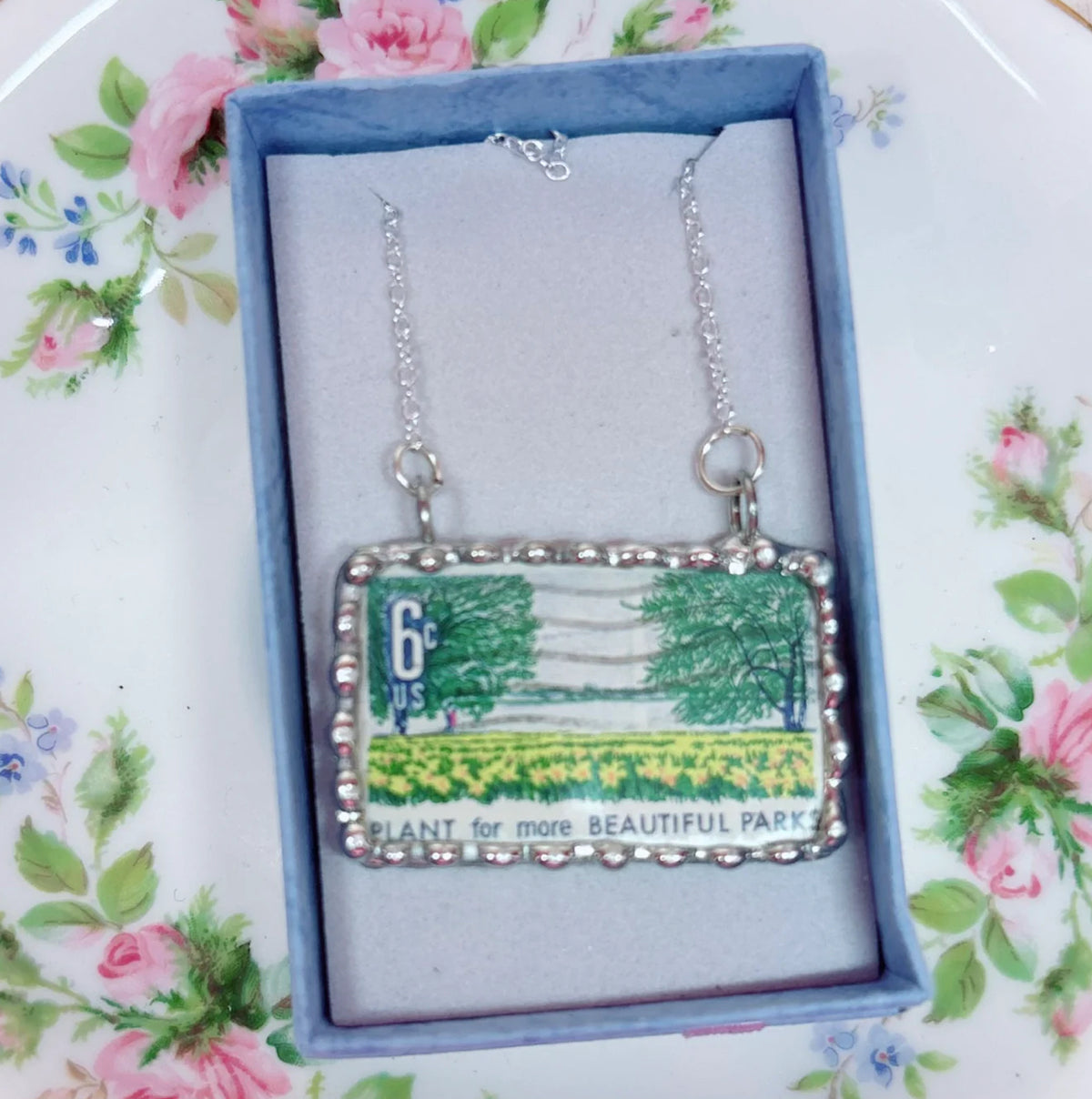 Vintage Stamp United States Beauty