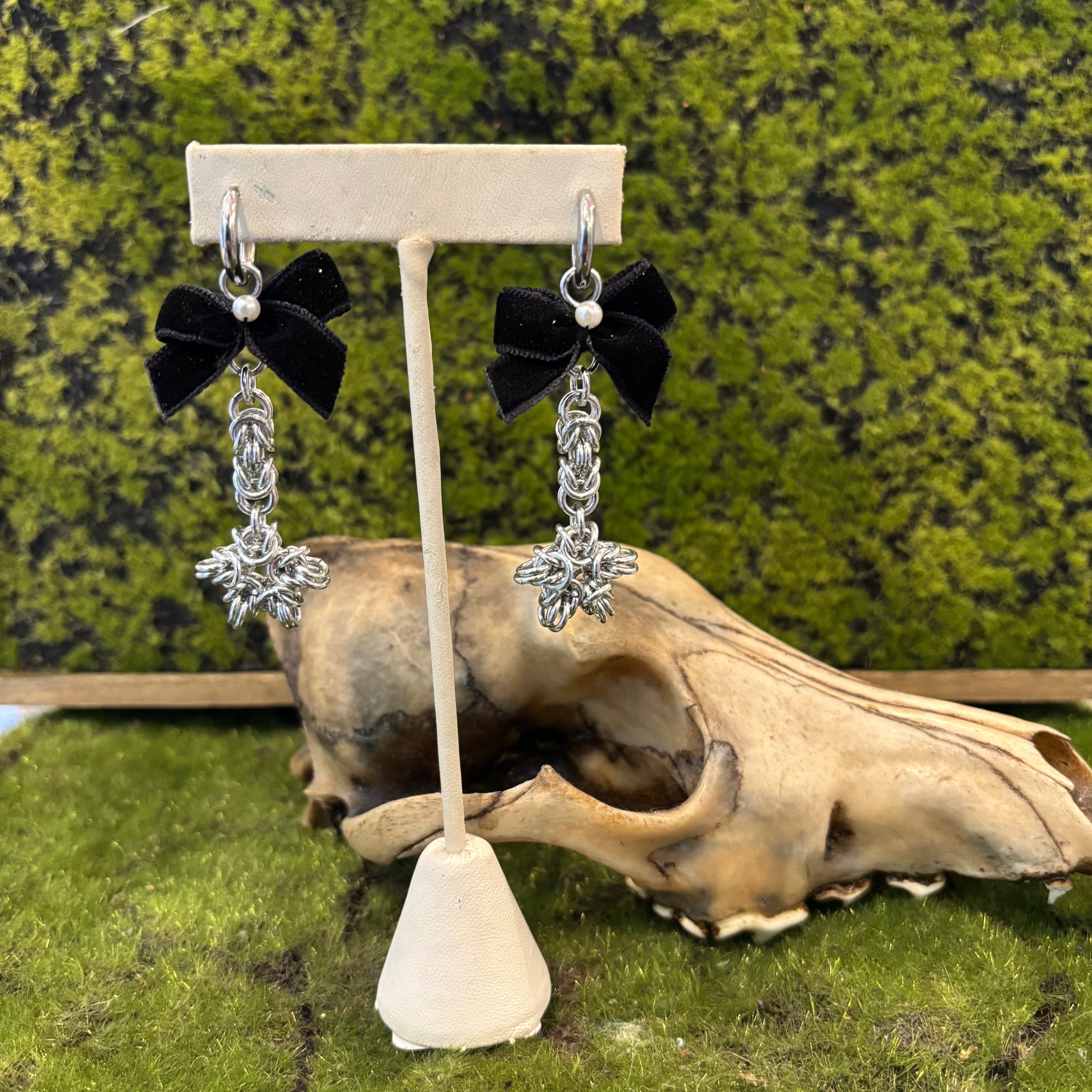 Bow Chainmail Earrings