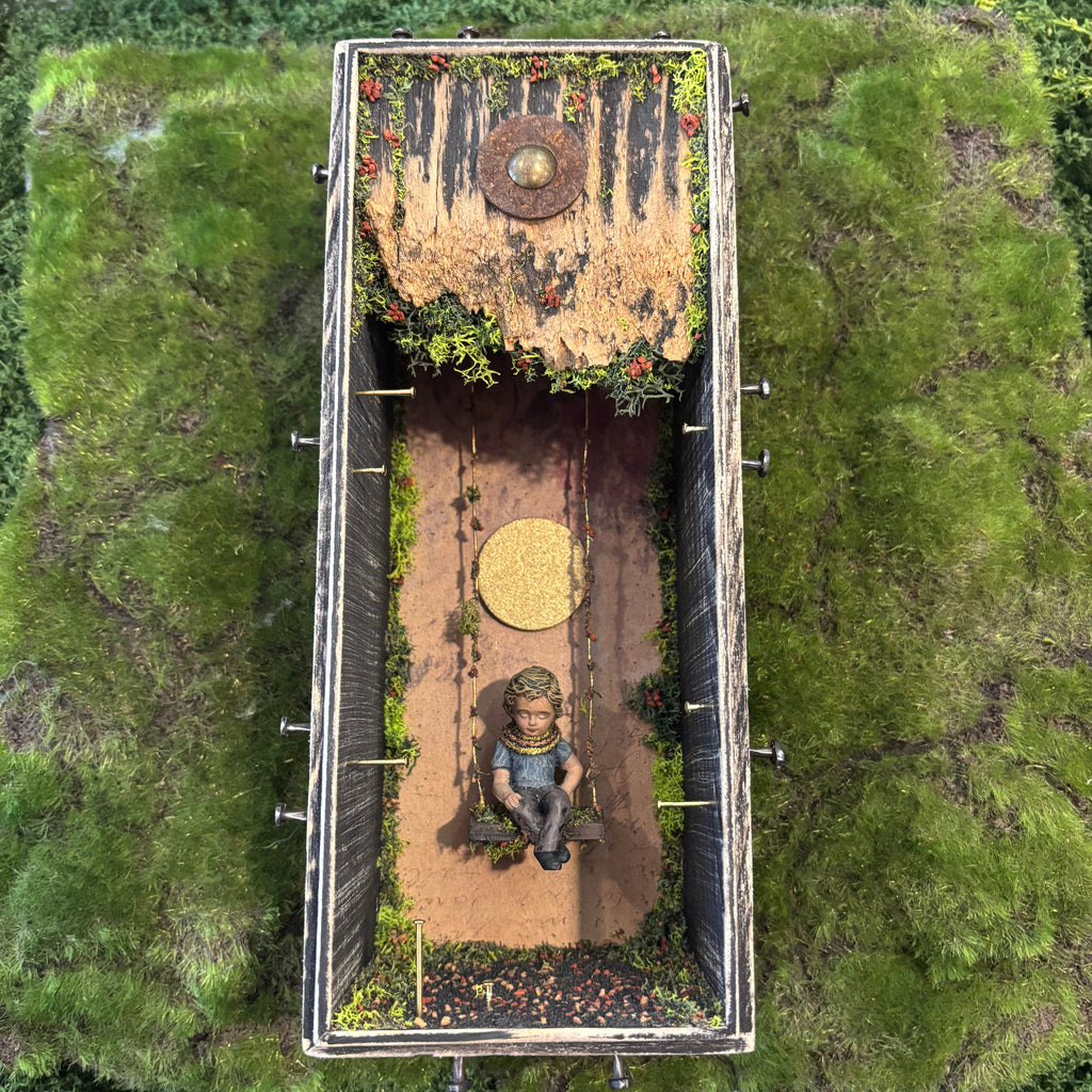 I like it when it's quiet Shadow Box