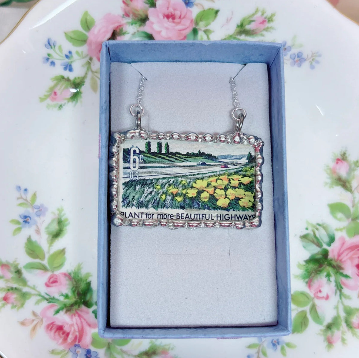 Vintage Stamp United States Beauty