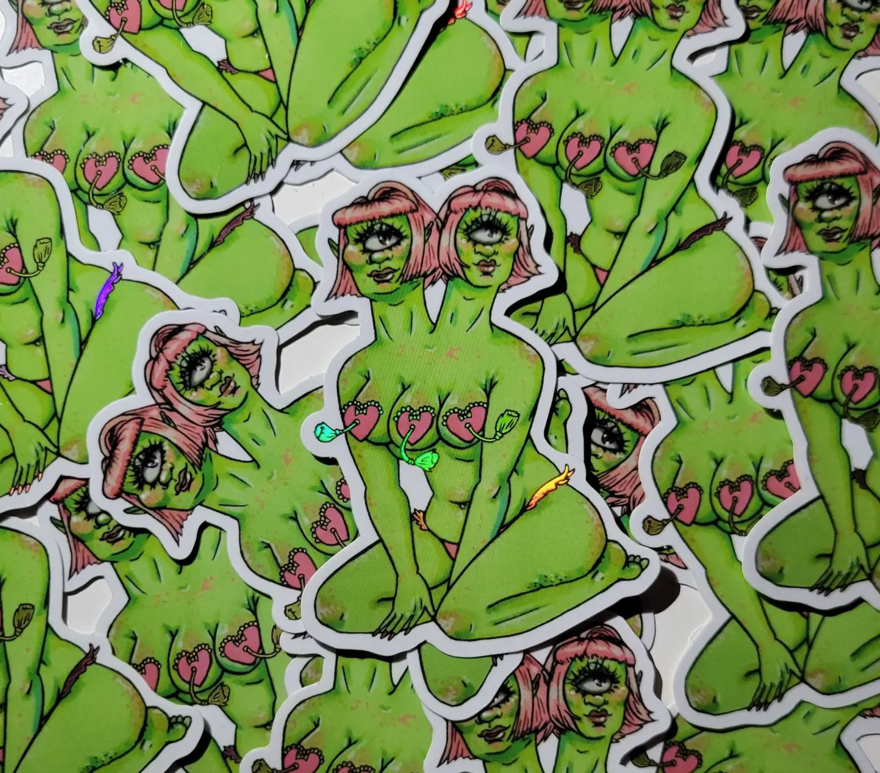 Cyclops Alien Pin-Up Sticker