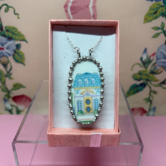 Lenox Spice Village Bakery Necklace