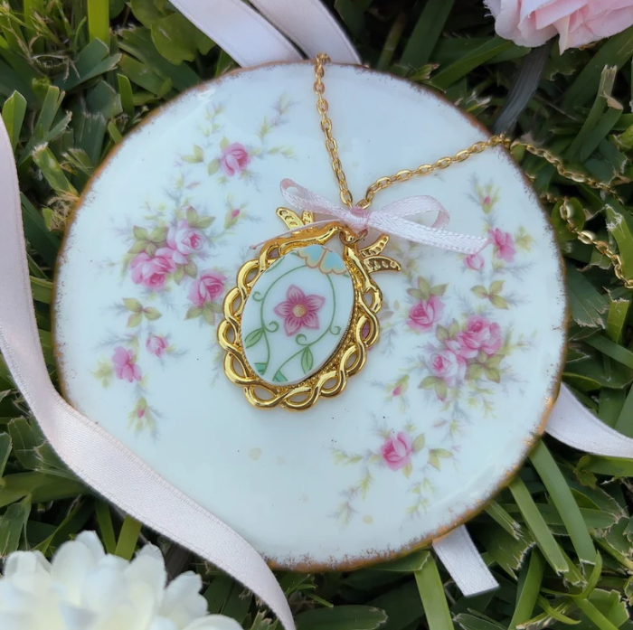 Gilded Lenox Necklace