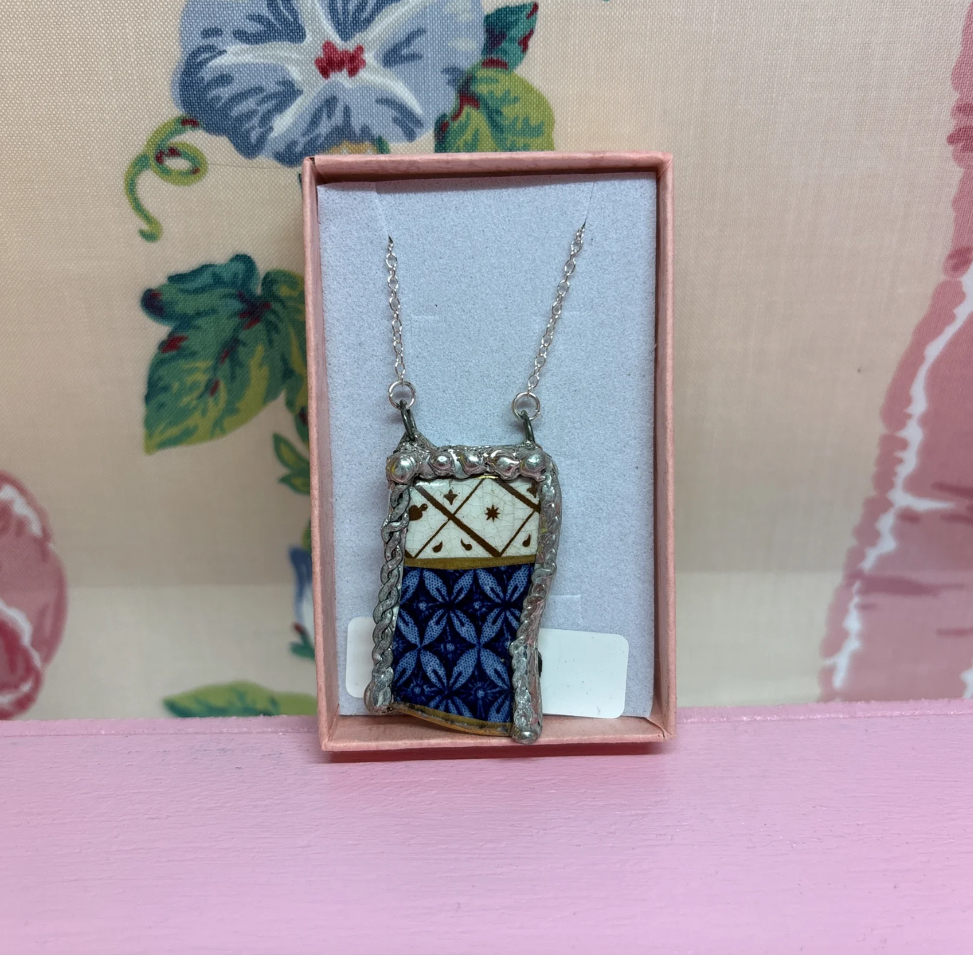 Vintage Blue Willow Necklace