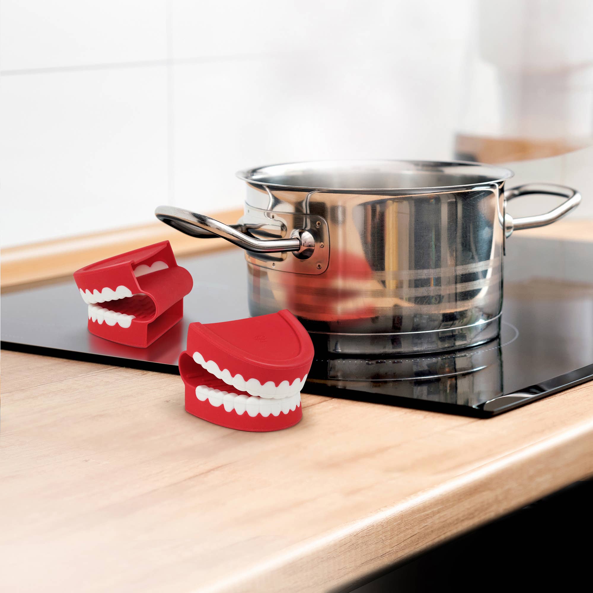 Chomp! - Pot Holders - Chattering Teeth