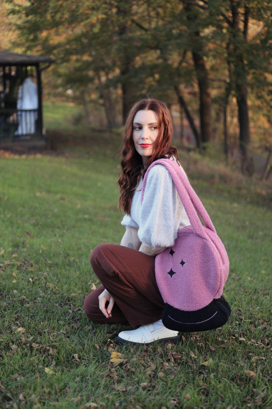 COZY CRYSTAL BALL BAG