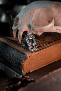 Gravekeeper Ring: 7