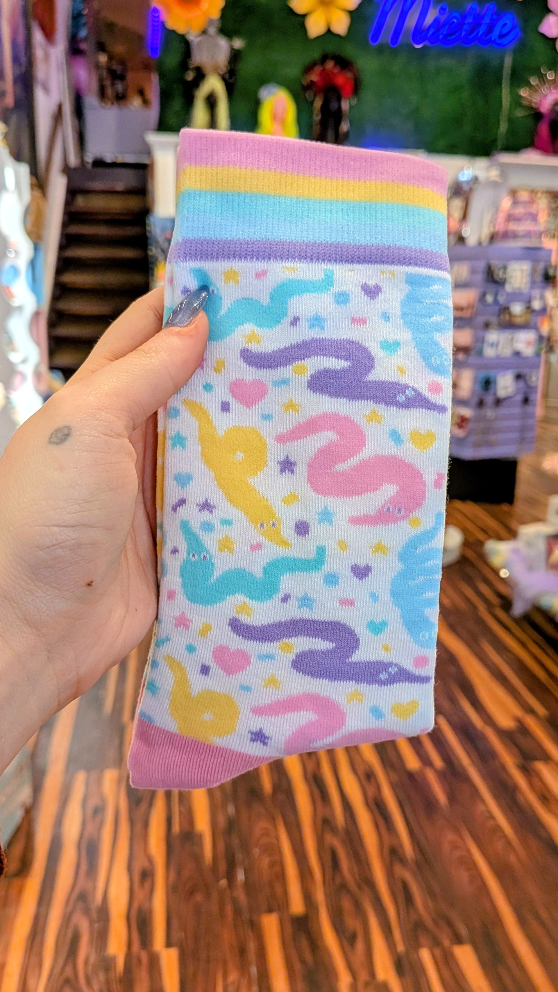 Minty Mix Pastel Worm Socks