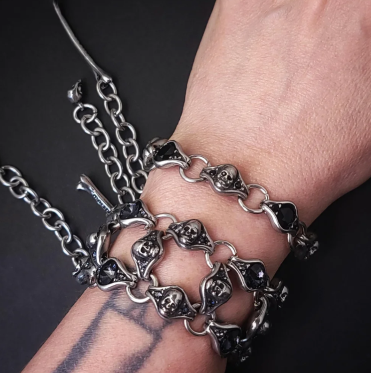 Skulls and Oval Crystal Bracelet