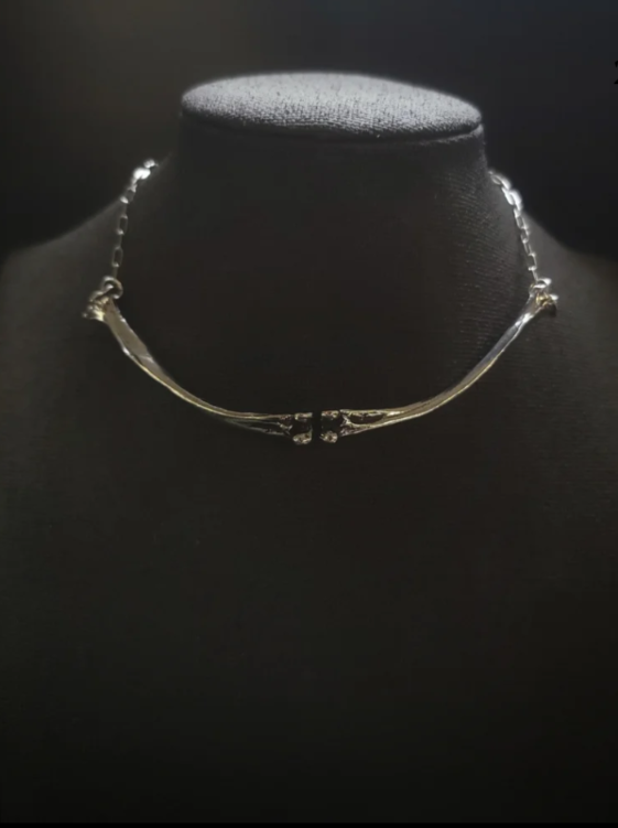Bone Choker Single