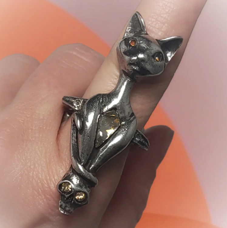 Atomic punk cat ring