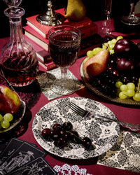 Romantic Horror Plates - 25 paper plates