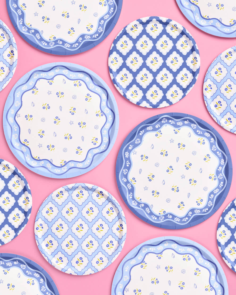 Coastal Plates - 32 paper plates, 2 sizes