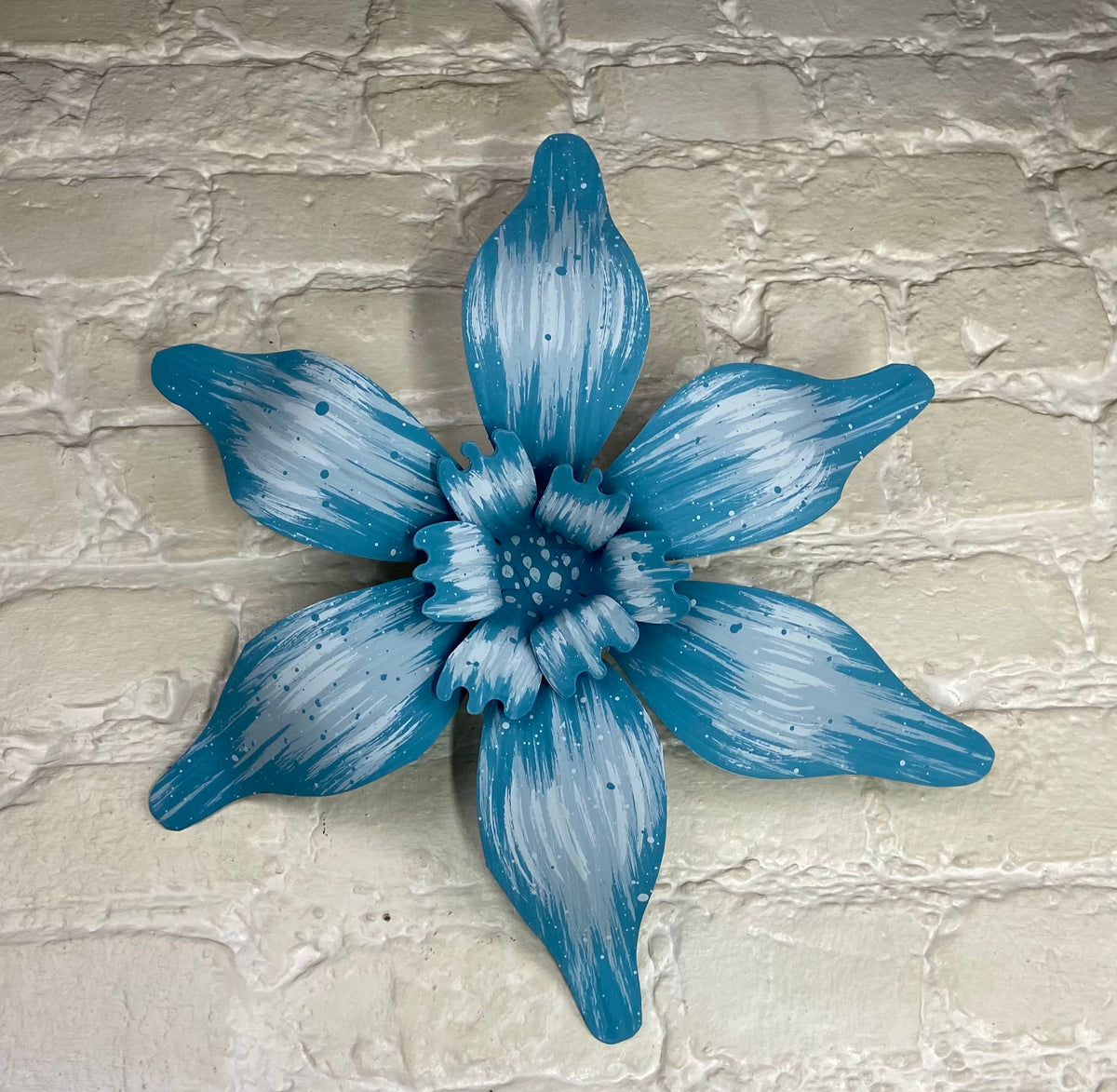 Small Teal Carnival House Float Flower